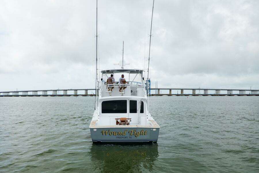 2004 Viking 48 Convertible 