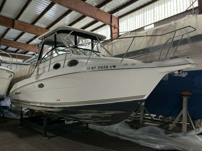 27ft Wellcraft Yacht For Sale