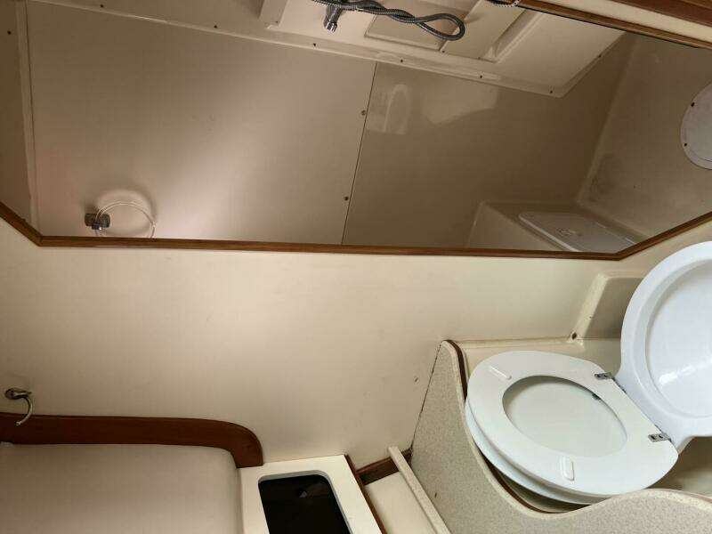 Blue Symphonie II 35ft Albin Yacht For Sale