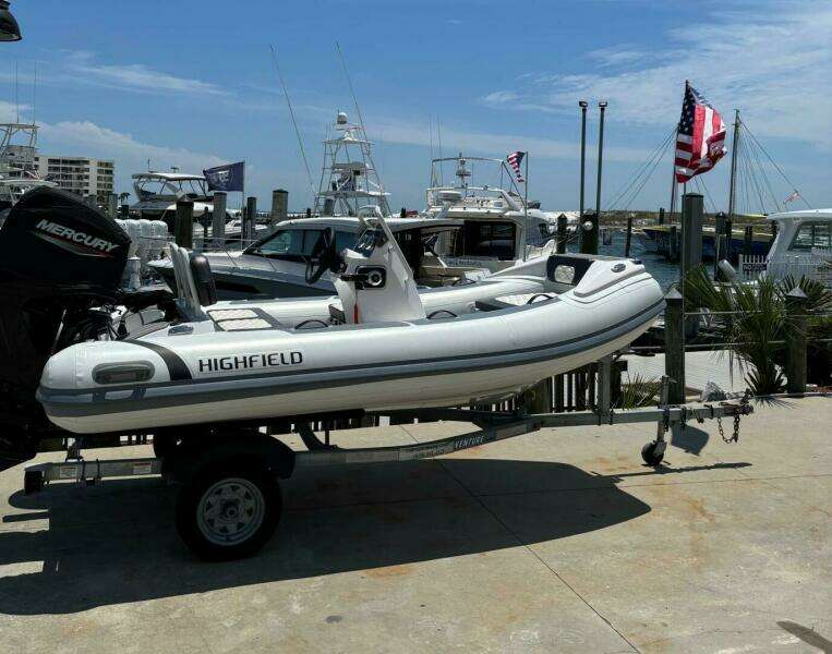 2024 Highfield 360 Sport- STBD Profile