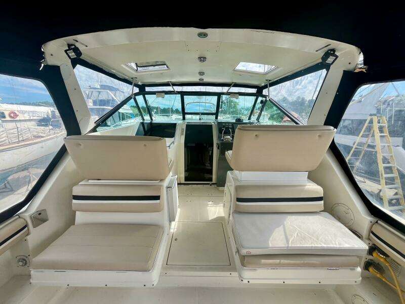 33ft Tiara Yachts Yacht For Sale