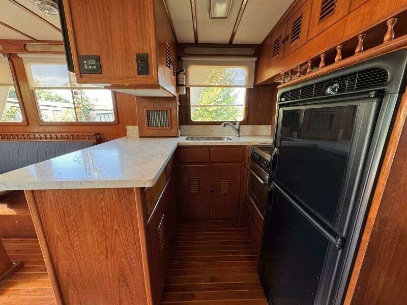 Saint Tropez 45ft Sea Ranger Yacht For Sale
