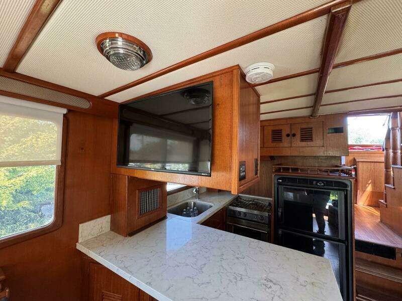 Saint Tropez 45ft Sea Ranger Yacht For Sale