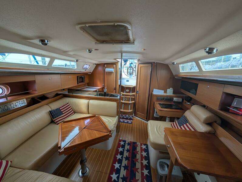 Sea Bella 35ft Catalina Yacht For Sale