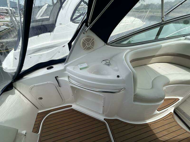 29ft Chaparral Yacht For Sale