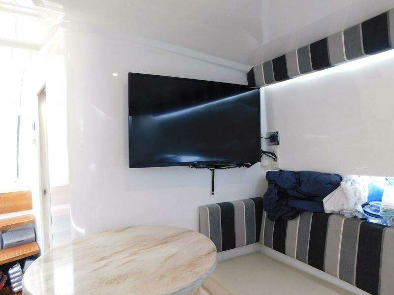 Happily Ever After 32ft Belzona Yacht For Sale