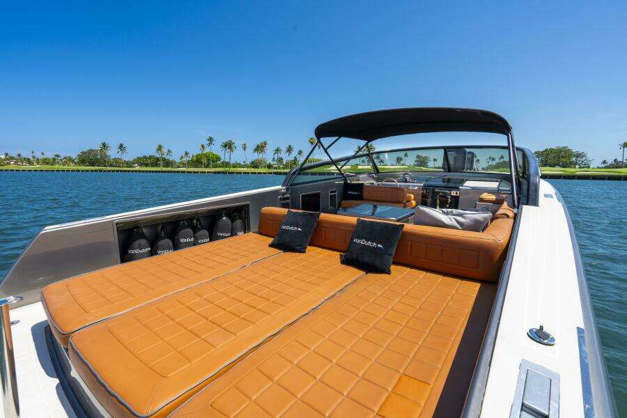 40ft VanDutch Yacht For Sale