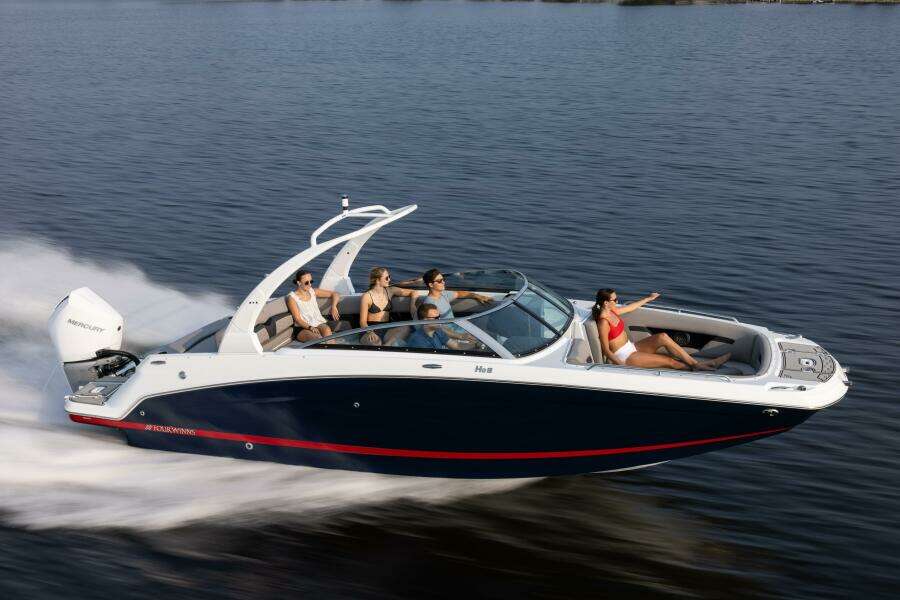 26ft Four Winns Yacht For Sale