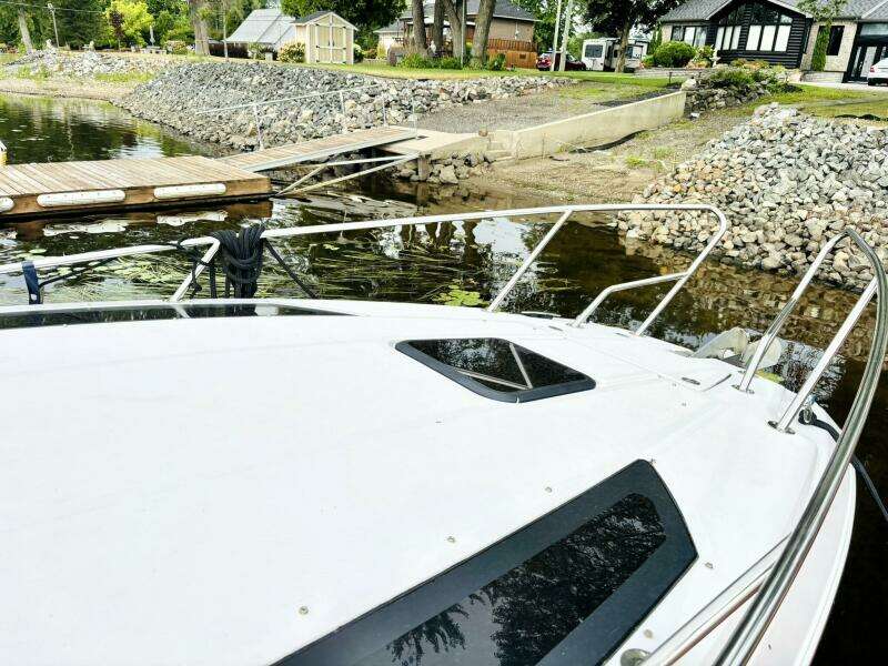 25ft Four Winns Yacht For Sale