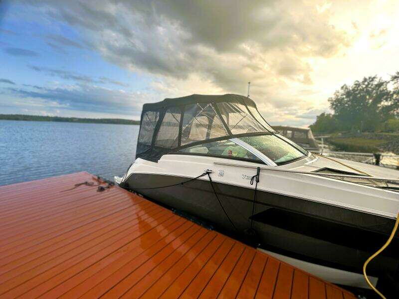 25ft Four Winns Yacht For Sale