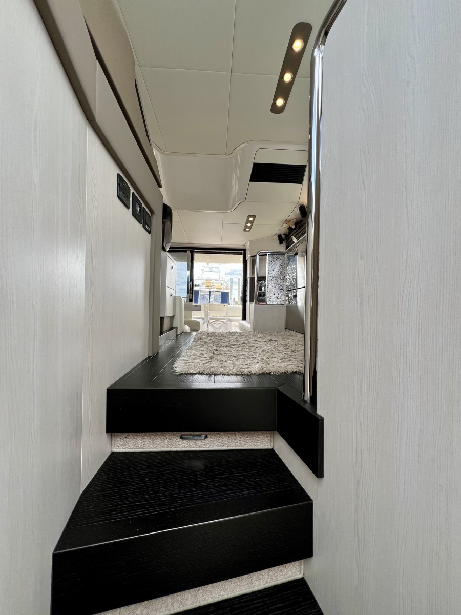 2019 Azimut 50 FLYBRIDGE