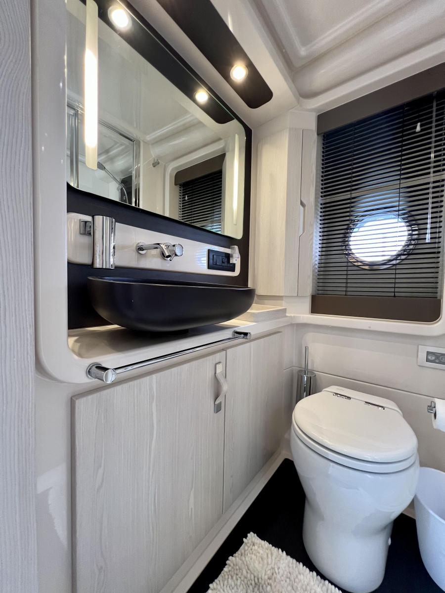 2019 Azimut 50 FLYBRIDGE