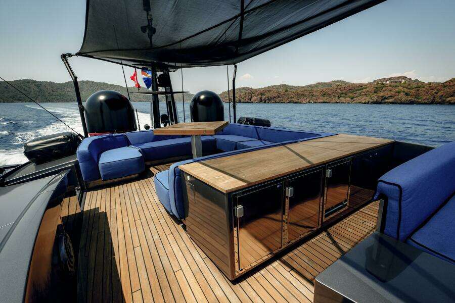 GINGER 116ft Pershing Yacht For Sale
