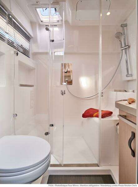 ON ORDER 38ft Four Winns Yacht For Sale ON ORDER 38ft Four Winns Yacht For Sale