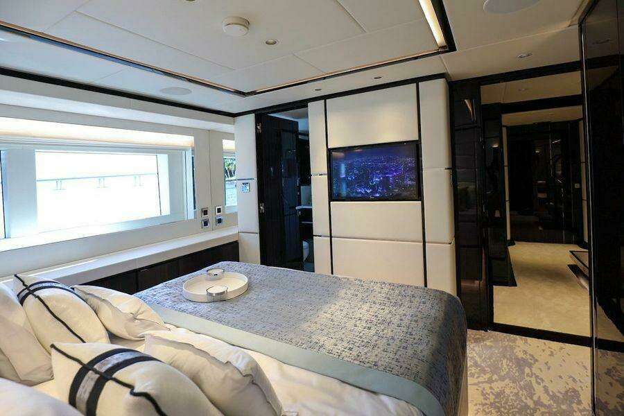 120ft Majesty Yachts Yacht For Sale