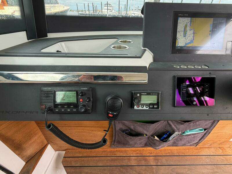 28ft Axopar Yacht For Sale