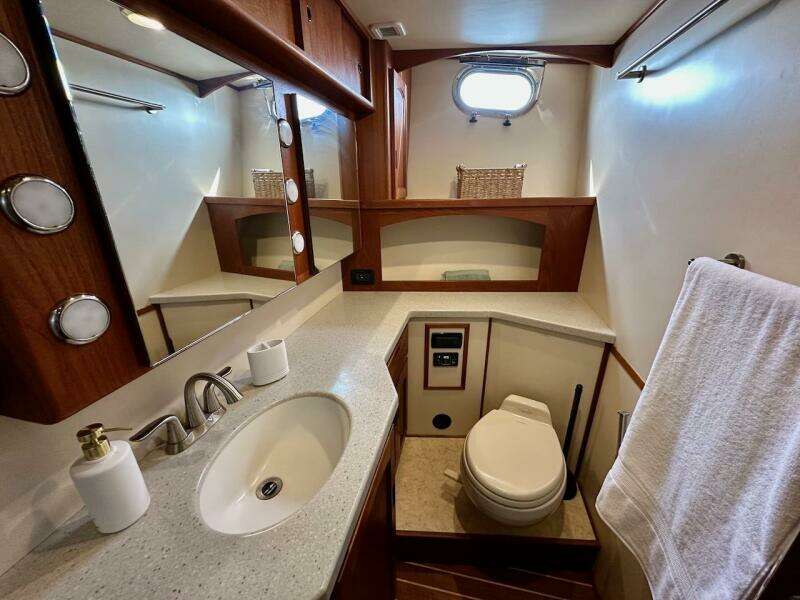 SPEAKEASY 54ft Nordic Tugs Yacht For Sale