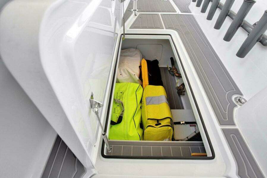 47ft Freeman Yacht For Sale