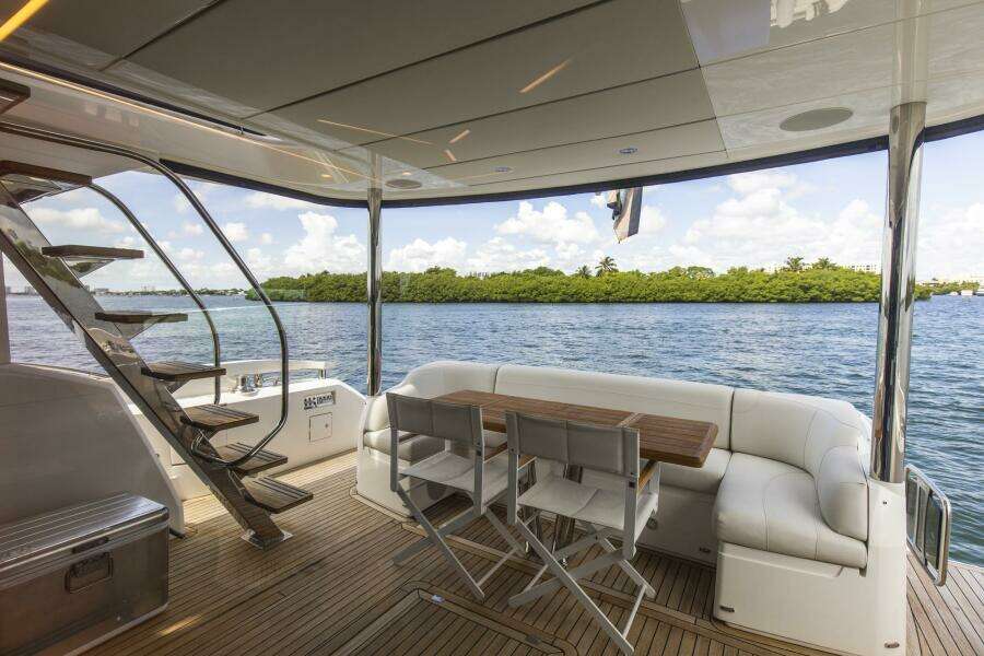 MD 68ft Sunseeker Yacht For Sale