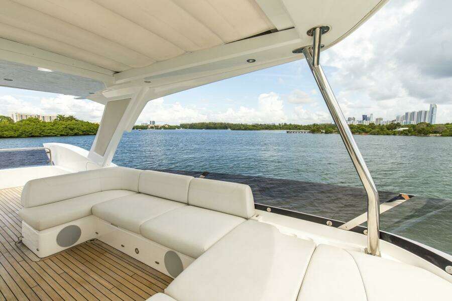 MD 68ft Sunseeker Yacht For Sale