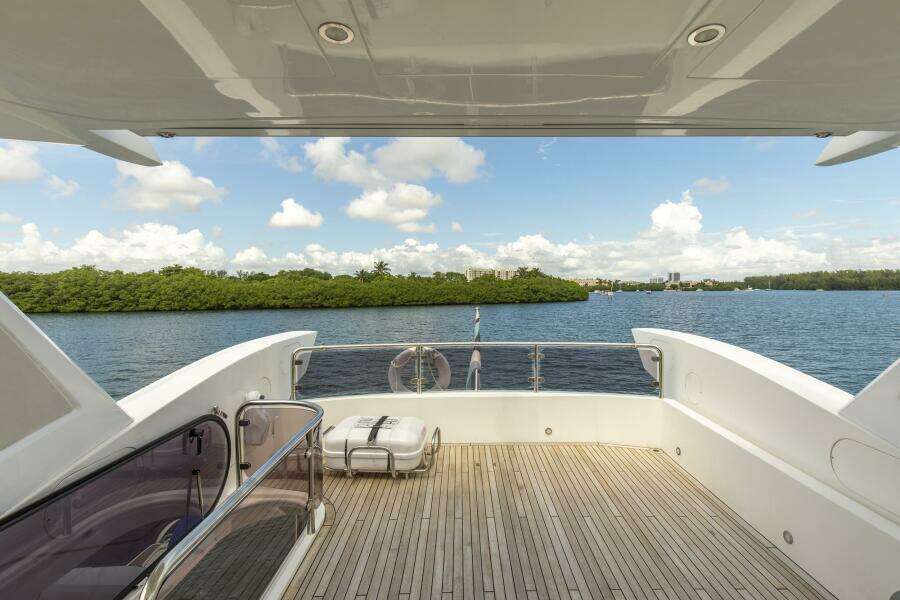 MD 68ft Sunseeker Yacht For Sale