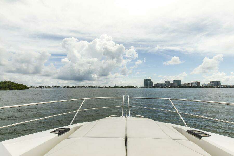 MD 68ft Sunseeker Yacht For Sale