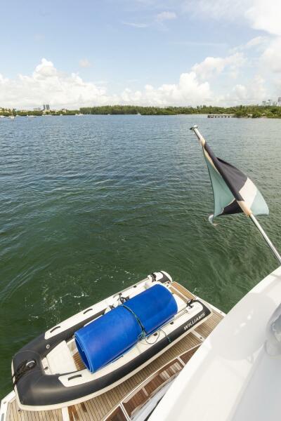 68' 2021 Sunseeker Manhattan