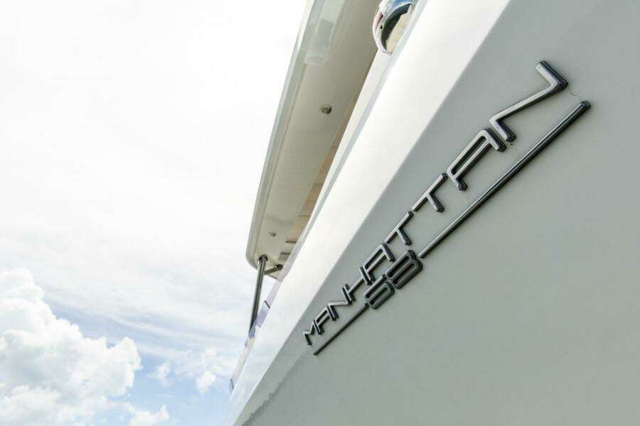 MD 68ft Sunseeker Yacht For Sale