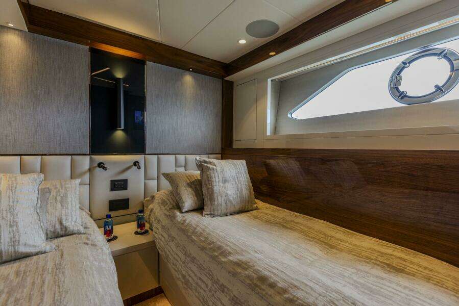 MD 68ft Sunseeker Yacht For Sale