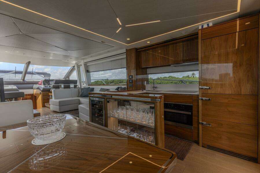 MD 68ft Sunseeker Yacht For Sale