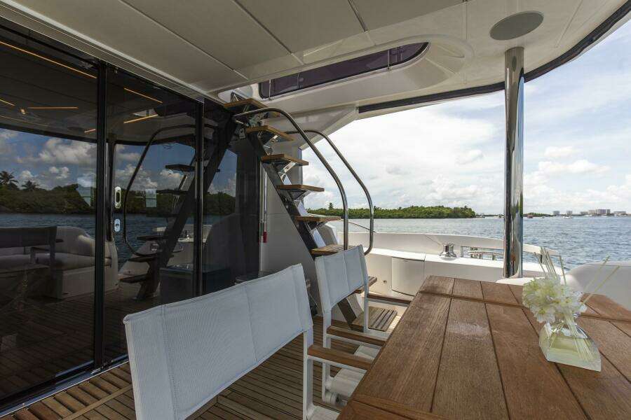 MD 68ft Sunseeker Yacht For Sale