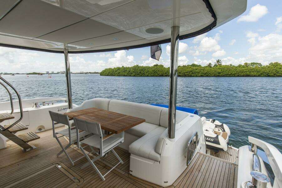 MD 68ft Sunseeker Yacht For Sale