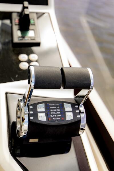 68' 2021 Sunseeker Manhattan