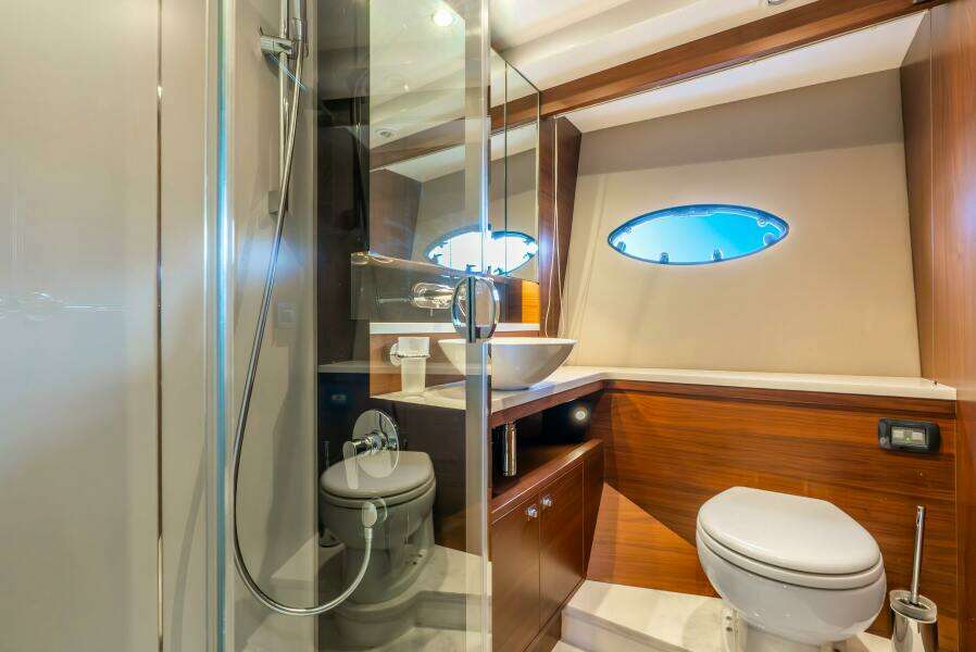 MAMU 69ft Princess Yachts Yacht For Sale