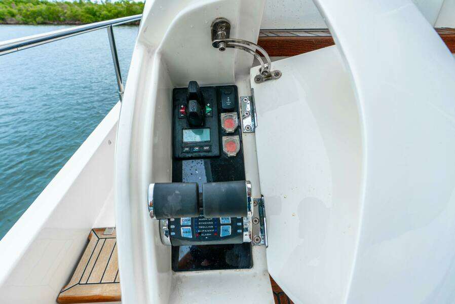 MAMU 69ft Princess Yachts Yacht For Sale