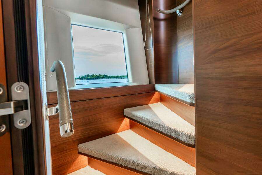 MAMU 69ft Princess Yachts Yacht For Sale