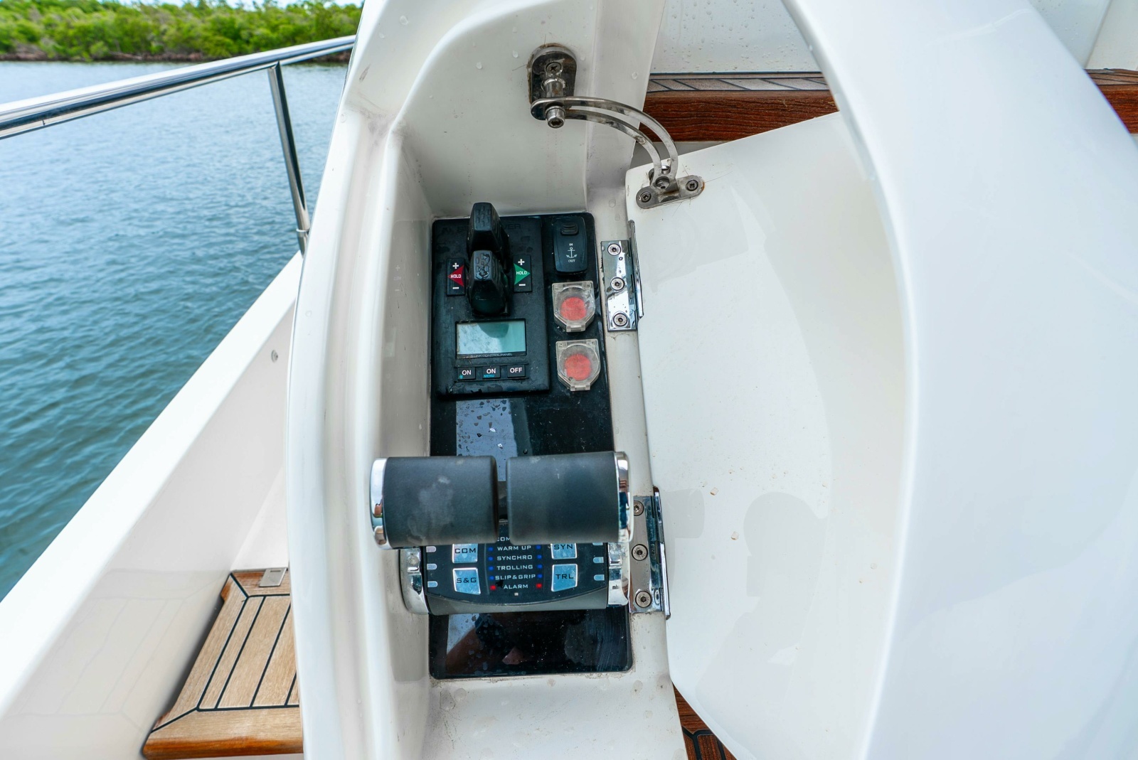 MAMU 68ft Princess Yachts Yacht For Sale