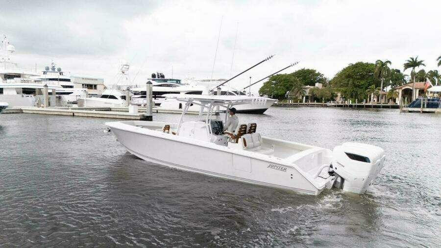 34ft Jupiter Yacht For Sale