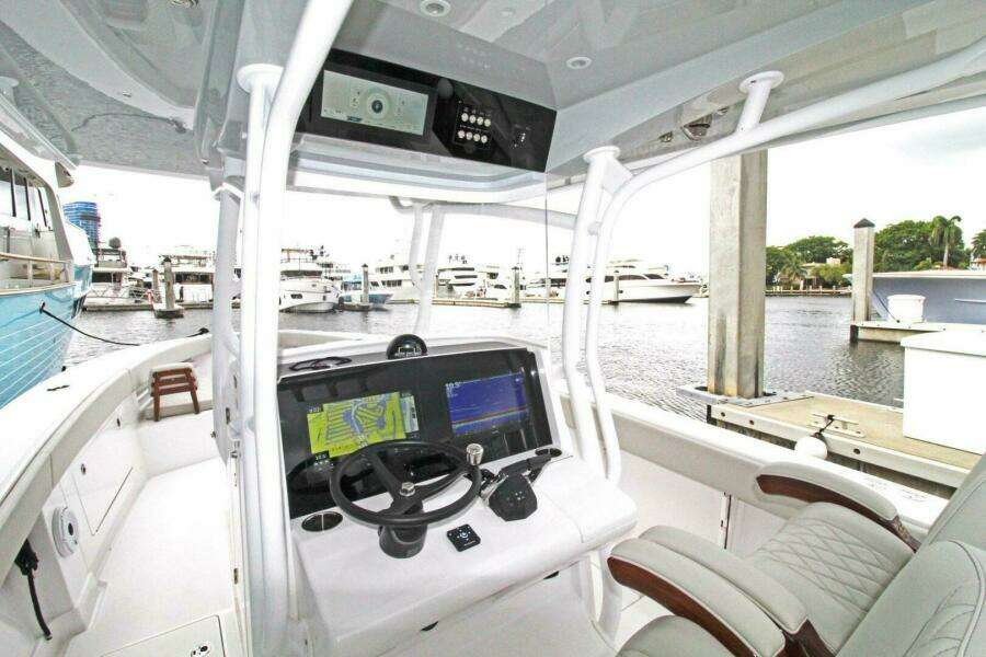 34ft Jupiter Yacht For Sale