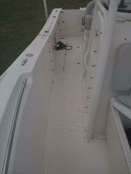 24ft Sea Born Yacht For Sale