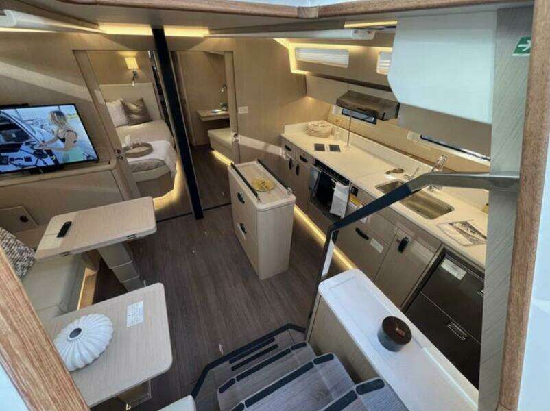 55ft Jeanneau Yacht For Sale
