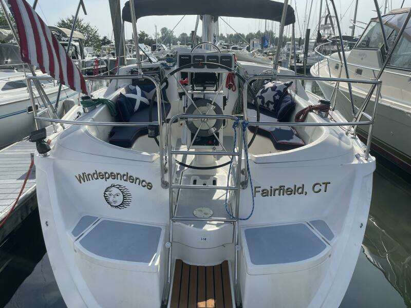 36ft Hunter Yacht For Sale