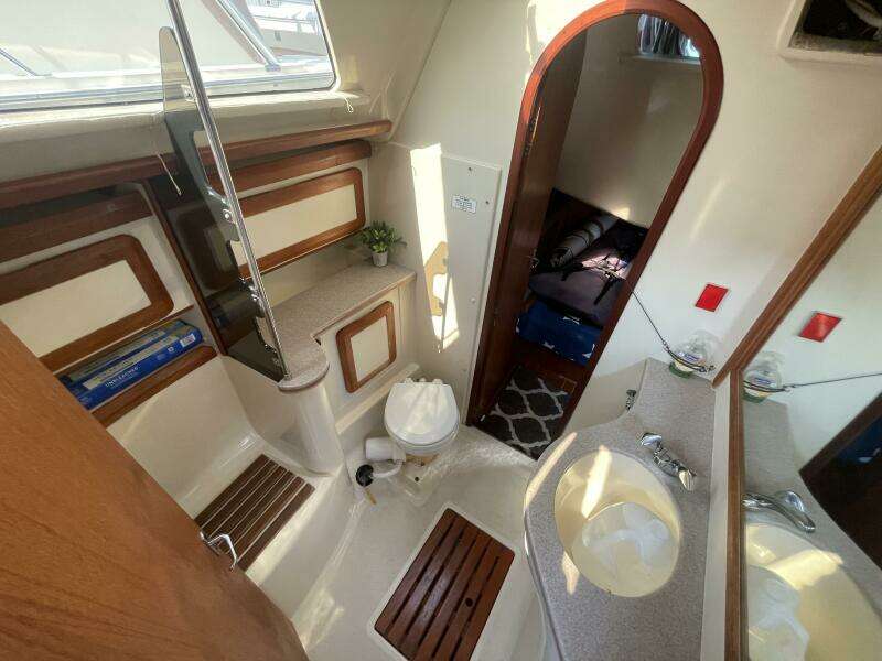 36ft Hunter Yacht For Sale
