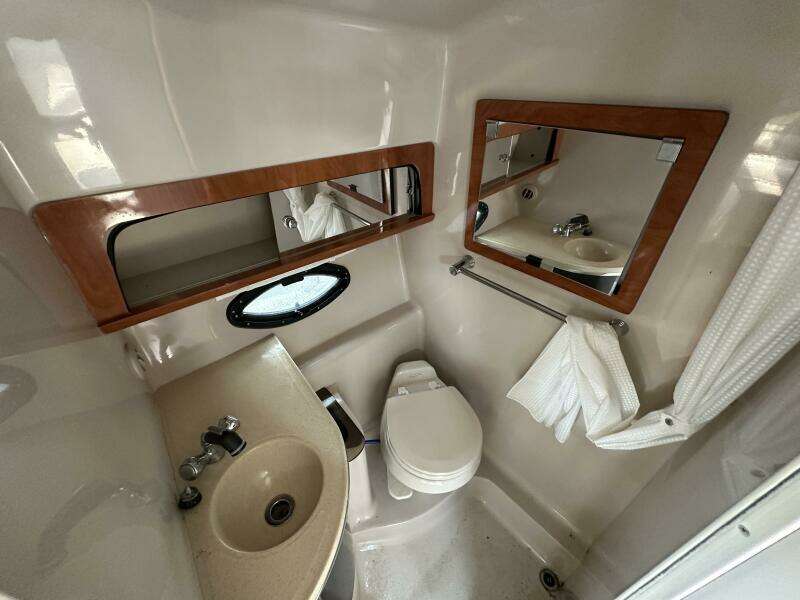 28ft Doral Yacht For Sale