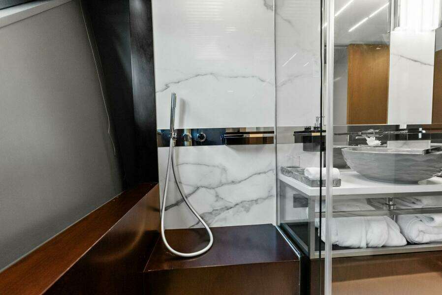 Alter Ego 85ft Ferretti Yachts Yacht For Sale