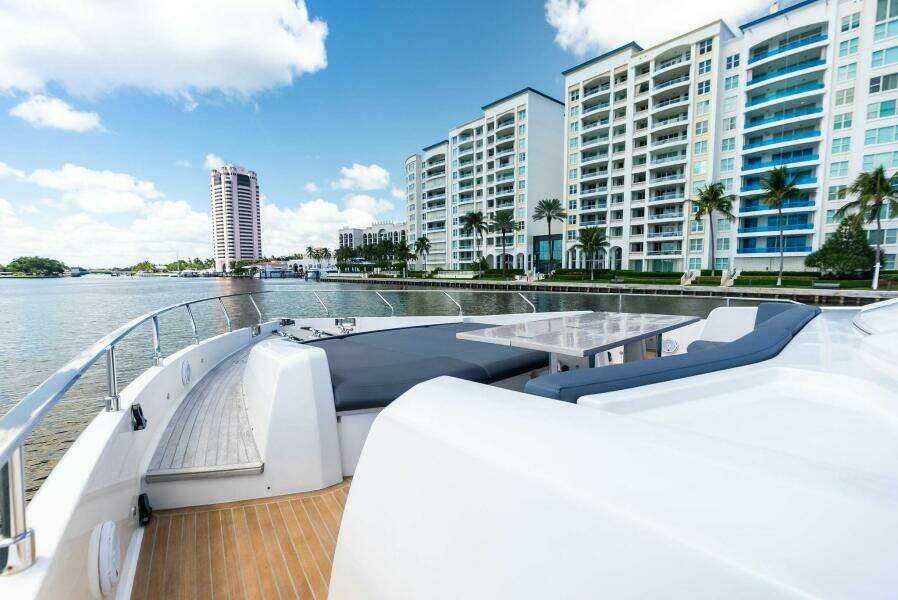 Alter Ego 85ft Ferretti Yachts Yacht For Sale