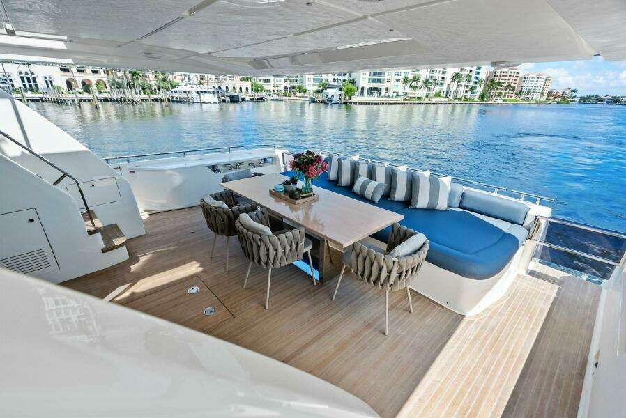 Alter Ego 85ft Ferretti Yachts Yacht For Sale