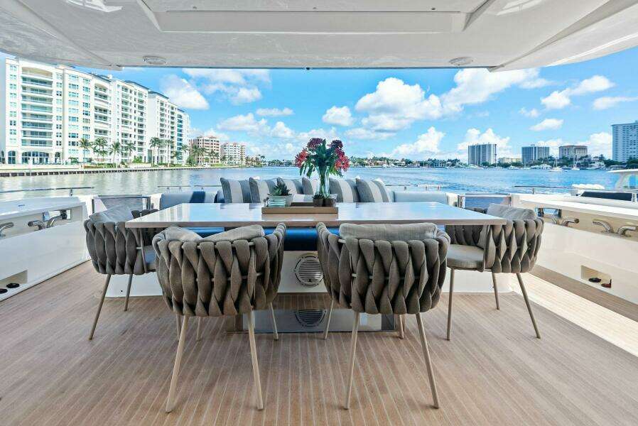 Alter Ego 85ft Ferretti Yachts Yacht For Sale