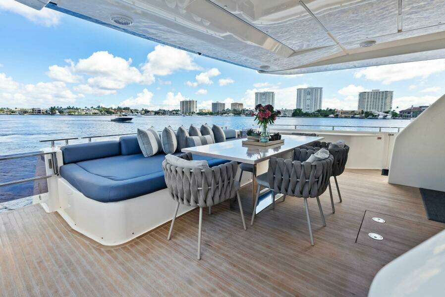 Alter Ego 85ft Ferretti Yachts Yacht For Sale