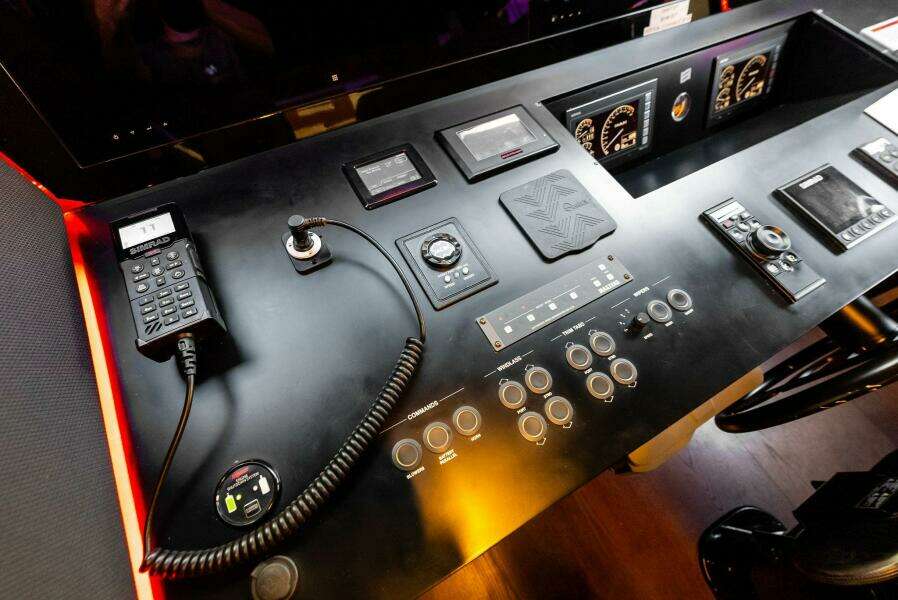 Alter Ego 85ft Ferretti Yachts Yacht For Sale
